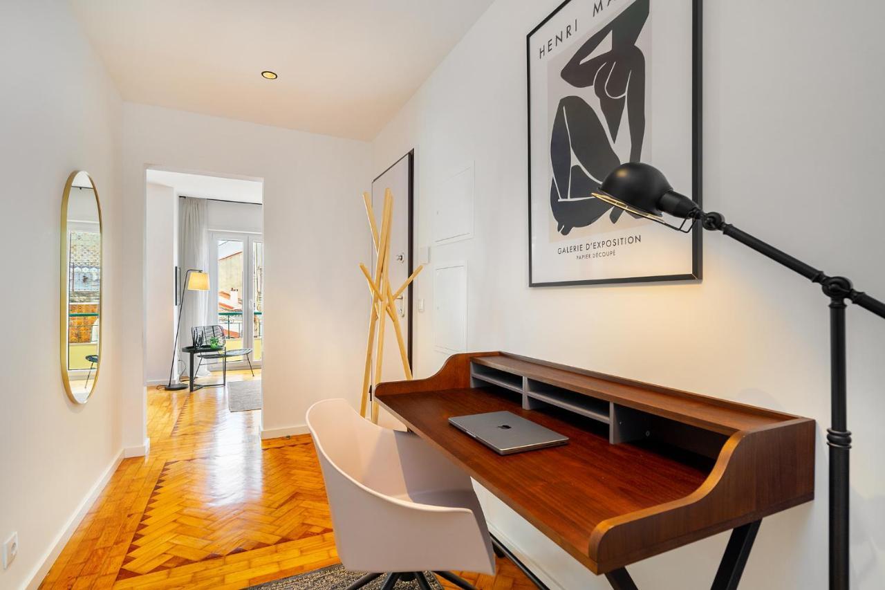 Whome Prime Location W Ac 3-bed Duplex Perfect For Families Only Apartment Lissabon